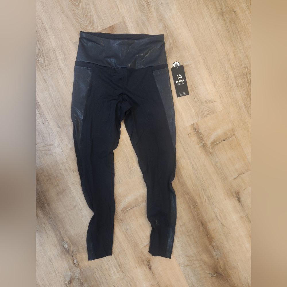 NWT MPG Sport Capri Legging